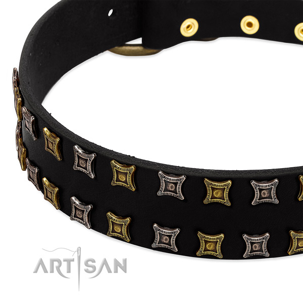 Strong genuine leather dog collar for your attractive doggie