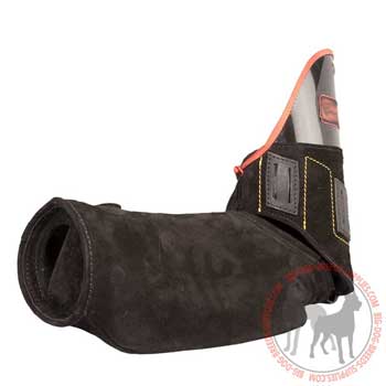 Lightweight protective bite sleeve with leather belt for sleeve cover